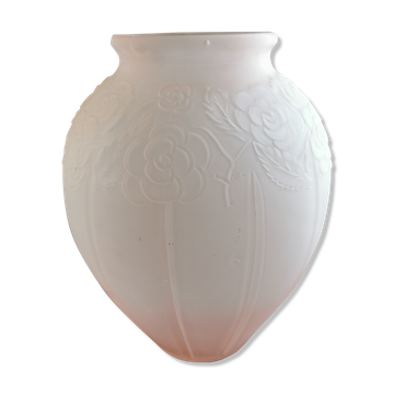 Art Deco vase, frosted pink glass.