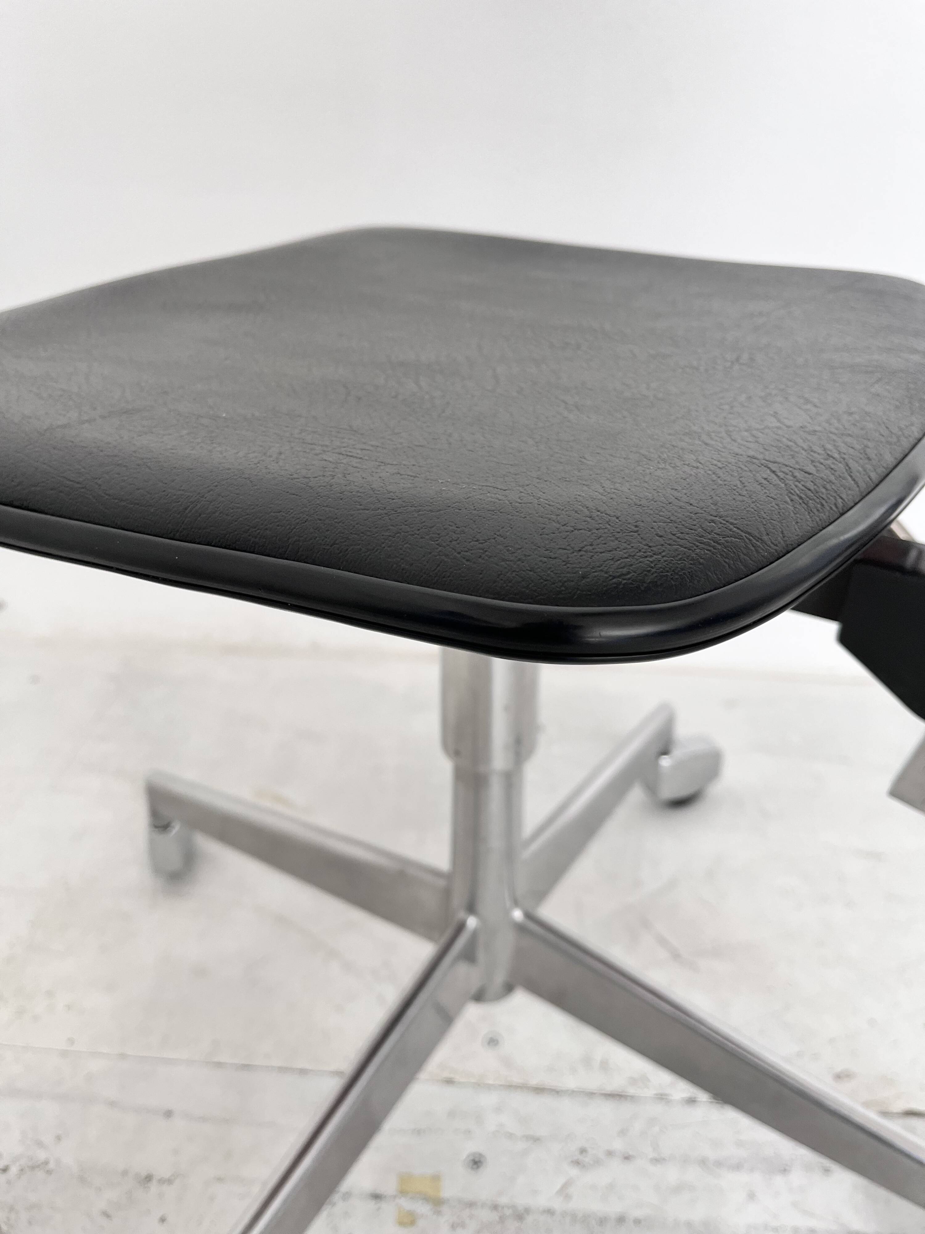 Danish design office chair Labofa