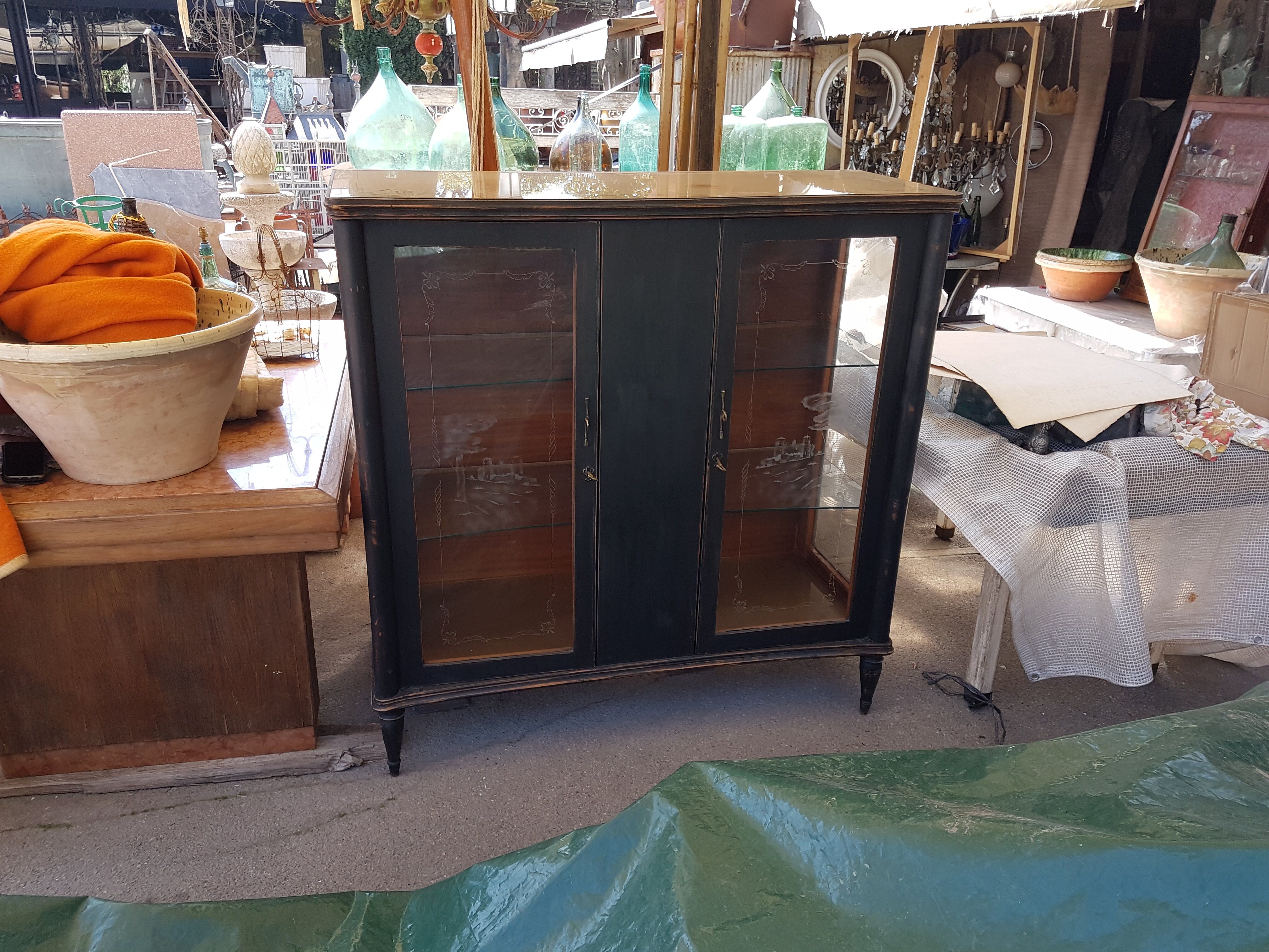 Patina wooden showcase