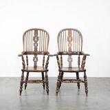 Set of two antique English highback Windsor chairs from the 18th century