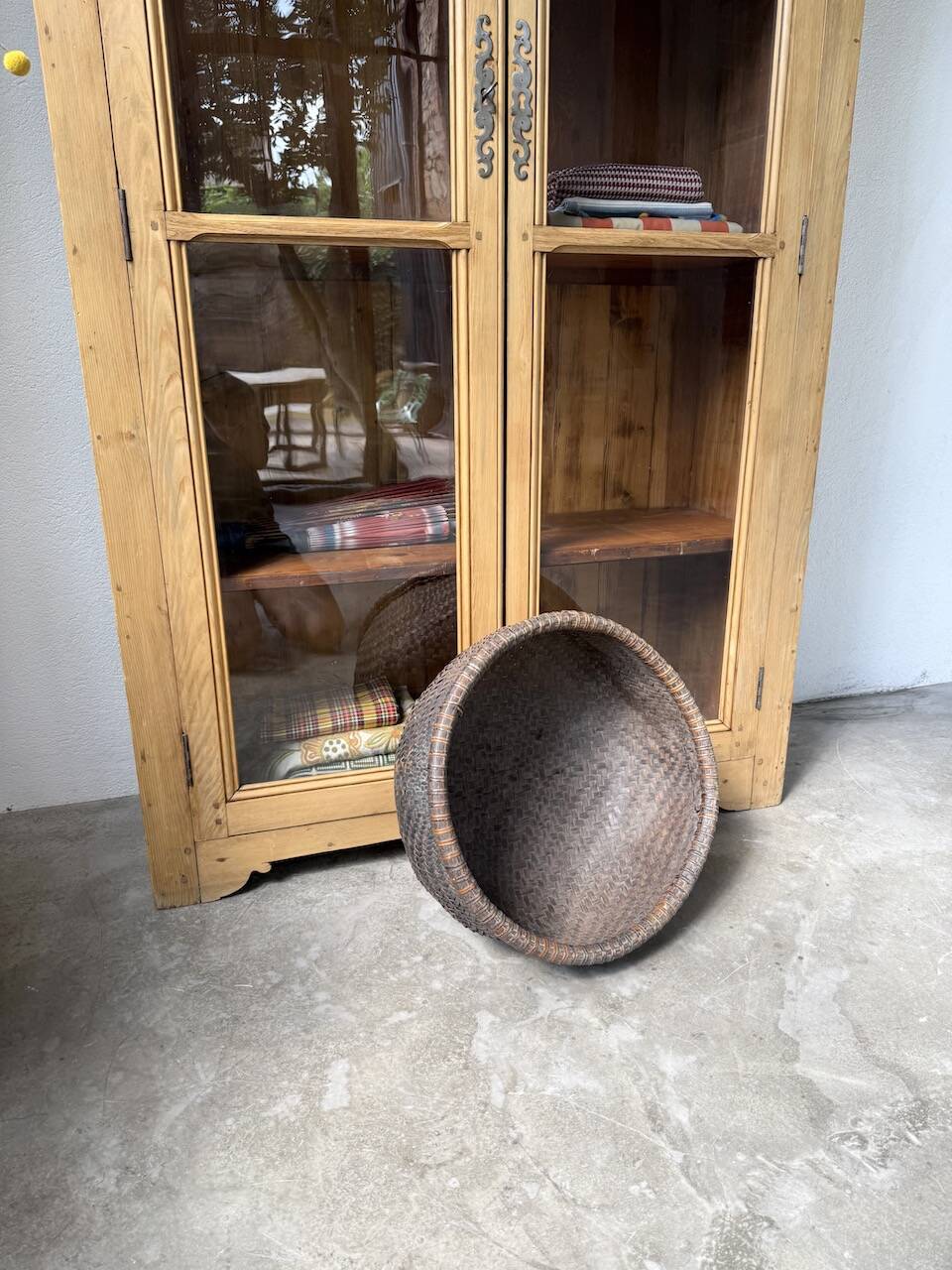 Vietnamese tea basket, mid-20th century