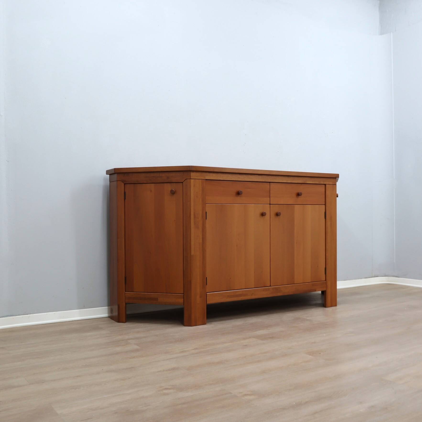 Vintage 1970s Italian solid maxxello walnut sideboard Scarpa, Michelucci st