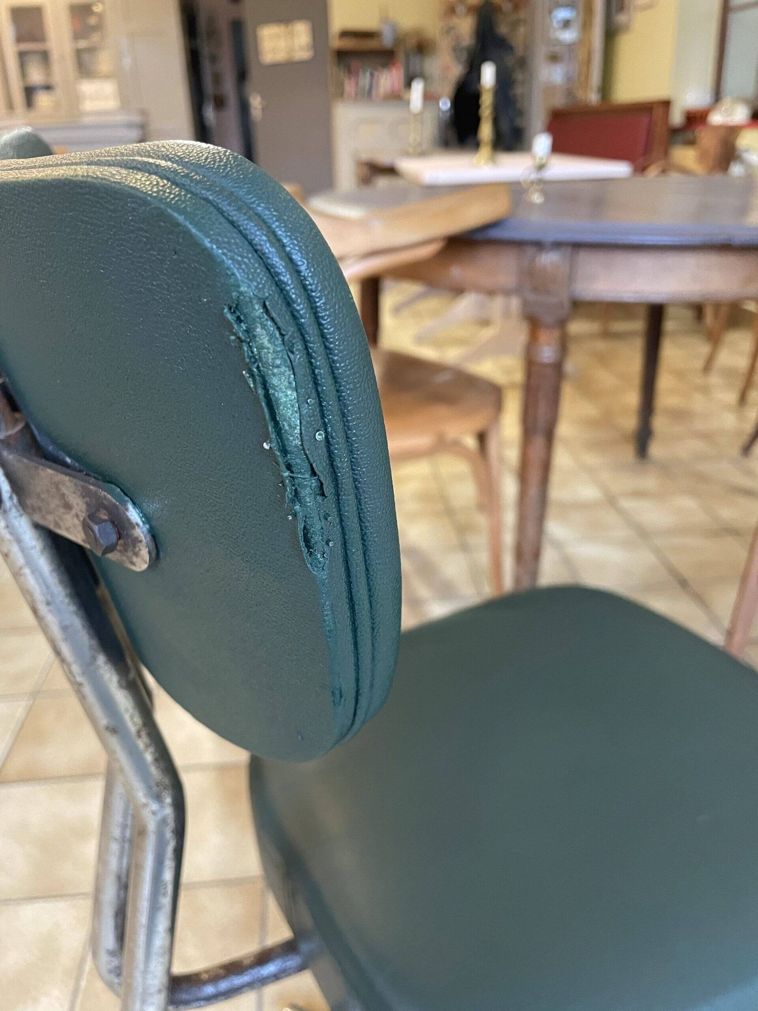 Chaise d’atelier style Pullman