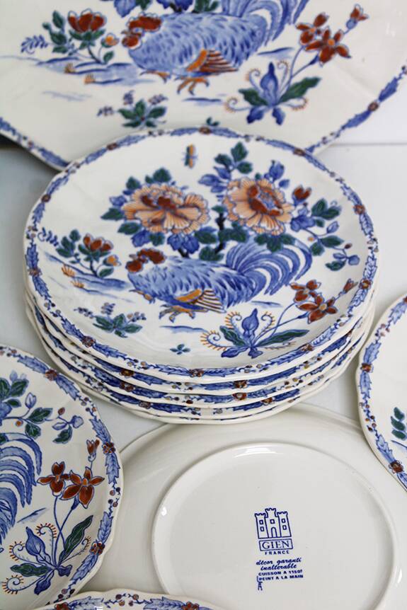Gien tableware service with Rooster decoration.