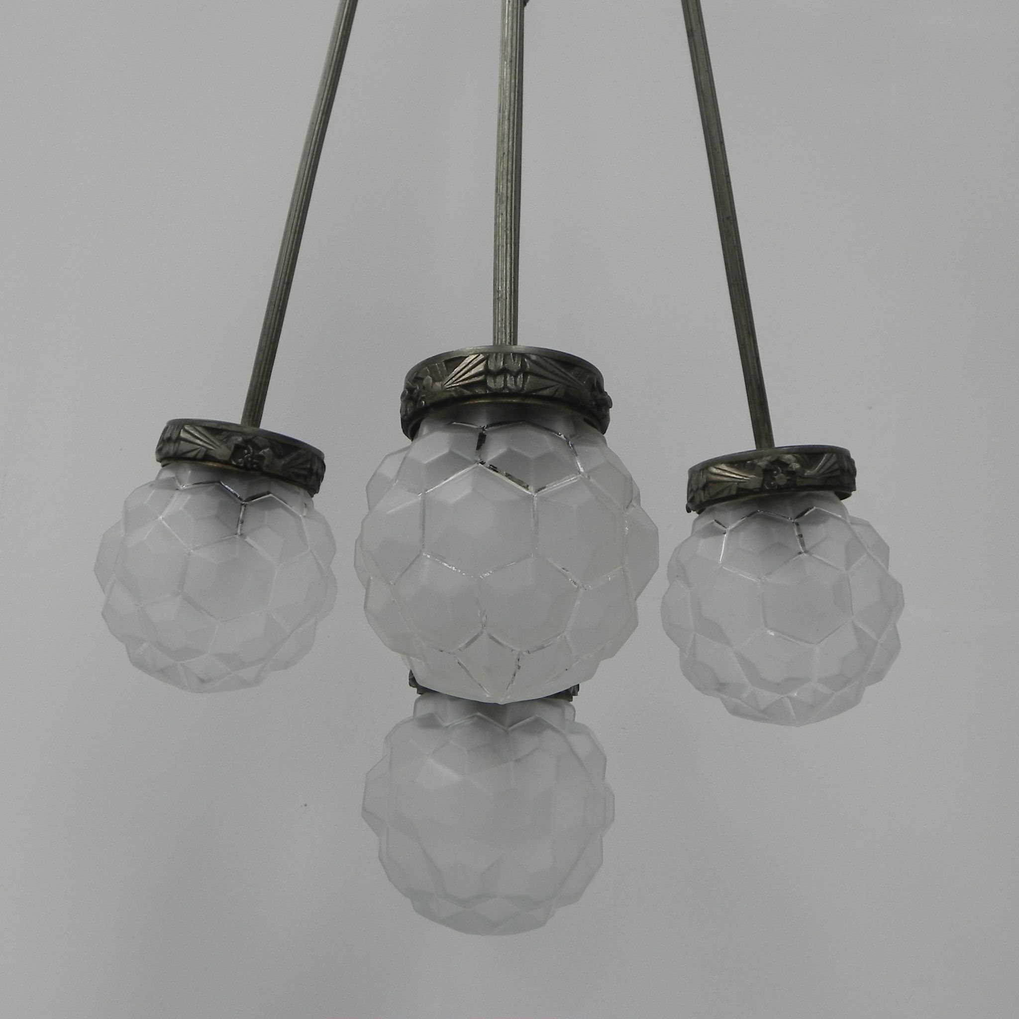 Suspension art déco avec 5 sphères sur 5 tiges