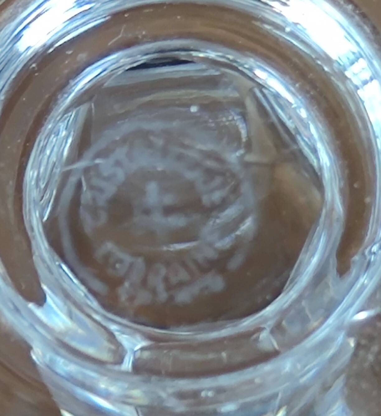 Série de 36 verres coupes cristal taillé/cristallerie de Lorraine