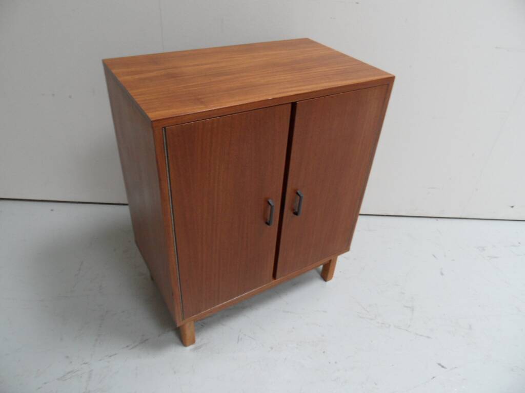 Mid century 2 door cabinet  sideboard
