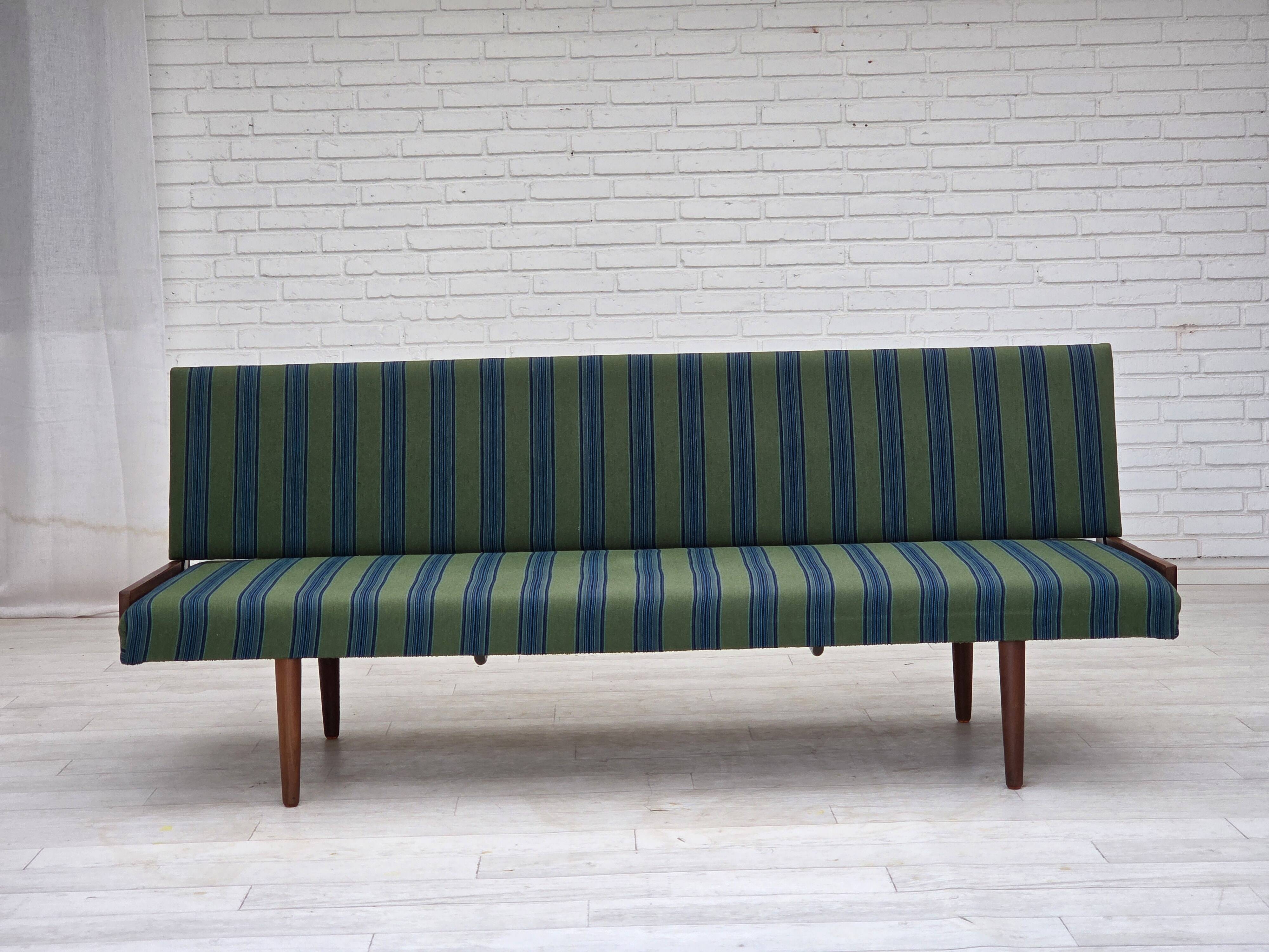 1970s, Danish daybed, furniture wool, solid teak wood, original condition.