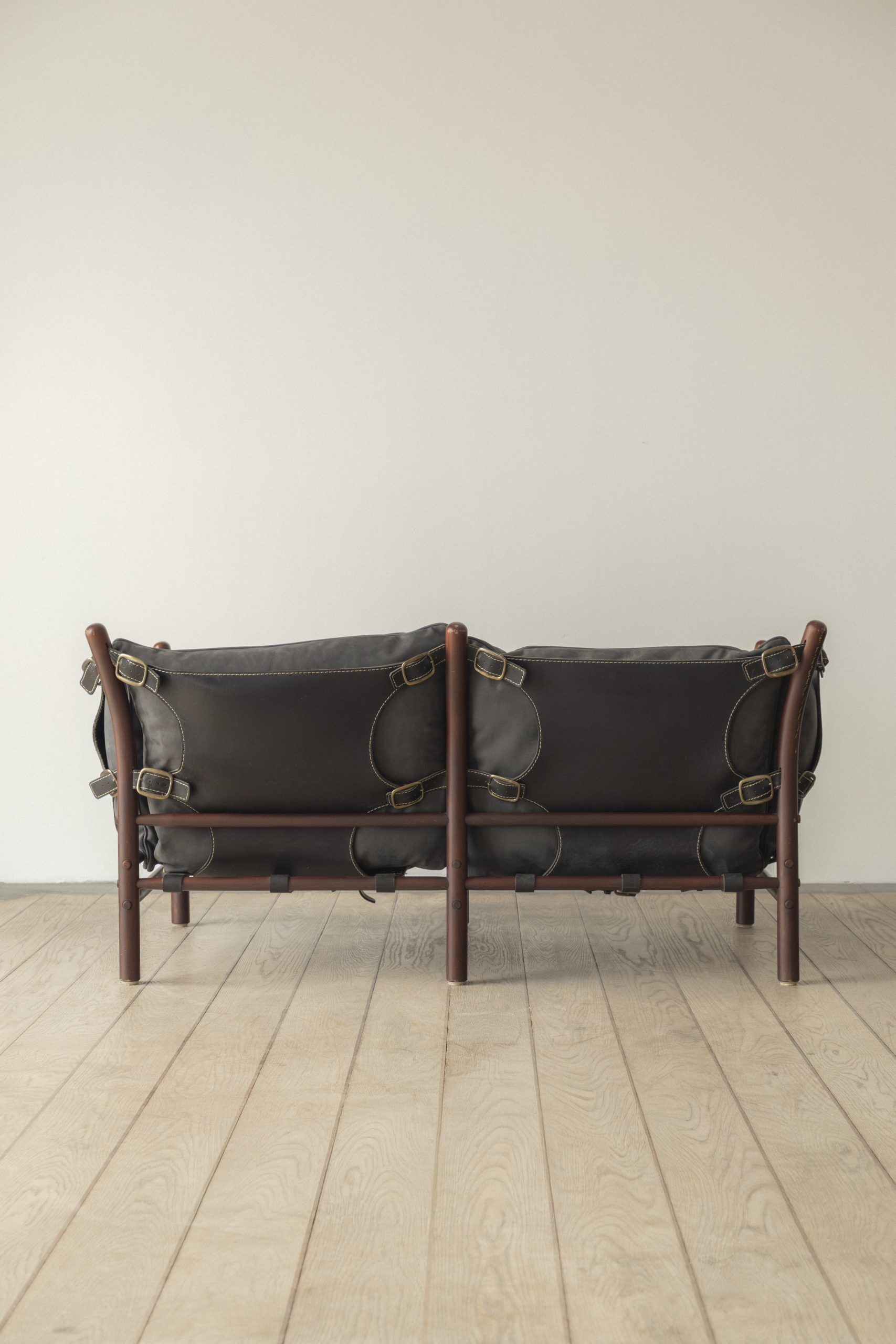 Arne Norell (Illona), sofa