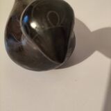 Colombe sculpturale en céramique brun chocolat, 20ème siècle