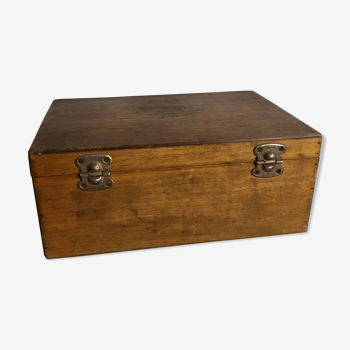 Sewing box with compartments