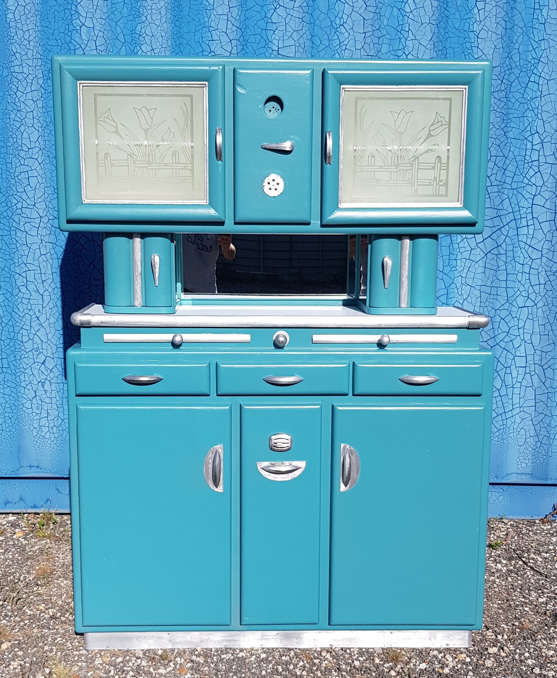 Buffet Mado completely restored and repainted