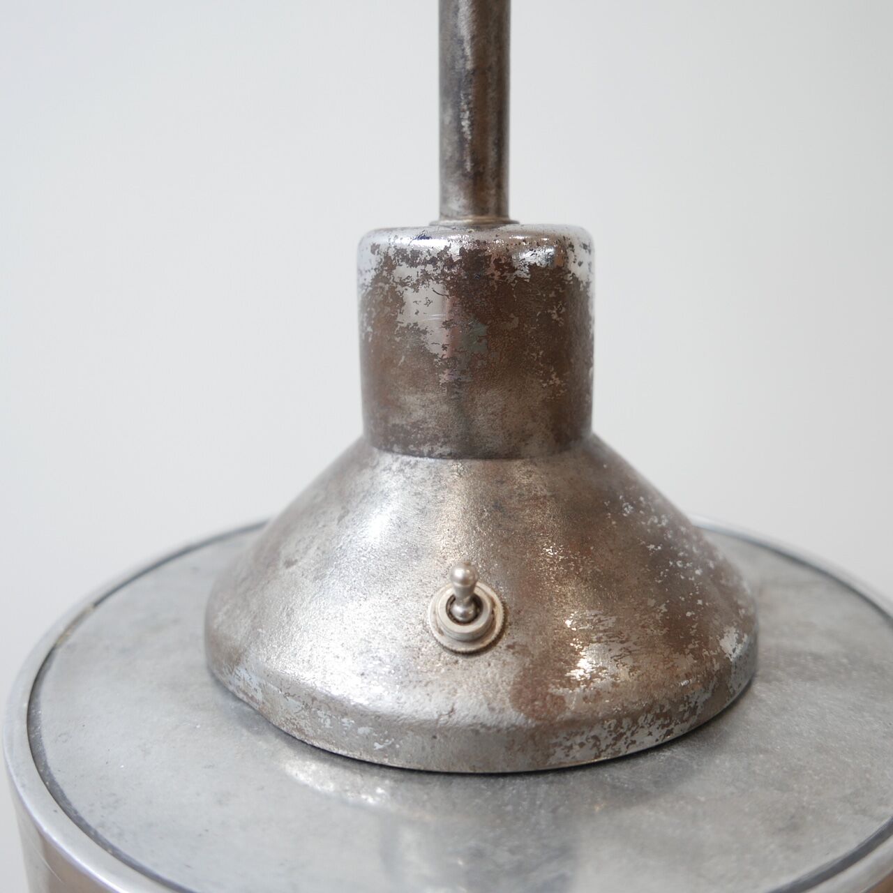 French industrial adjustable task lamp