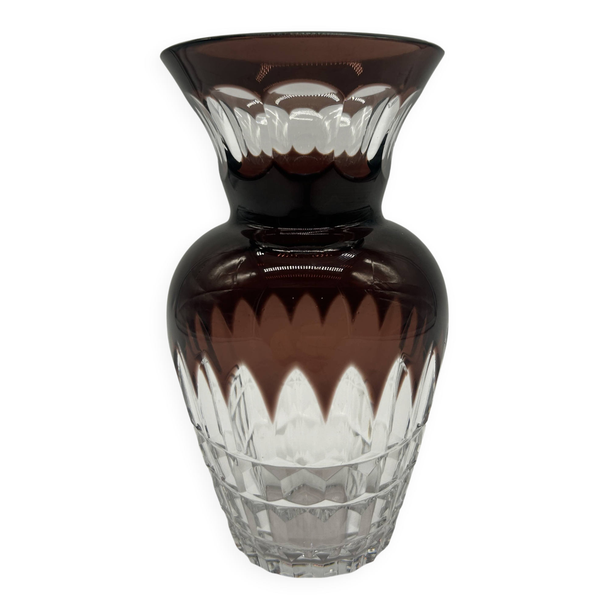Cut and lined crystal vase from Val Saint-Lambert in plum.