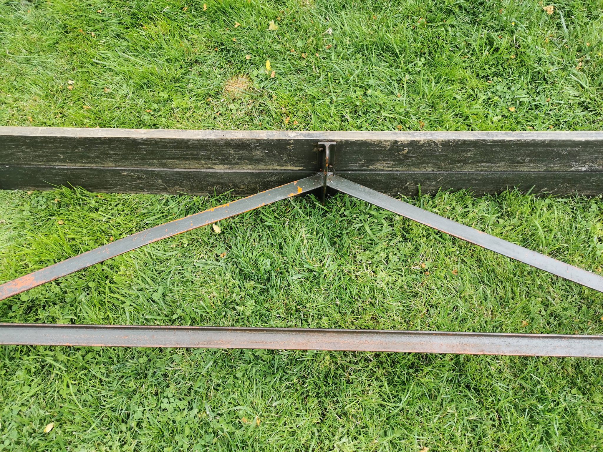 Industrial bench