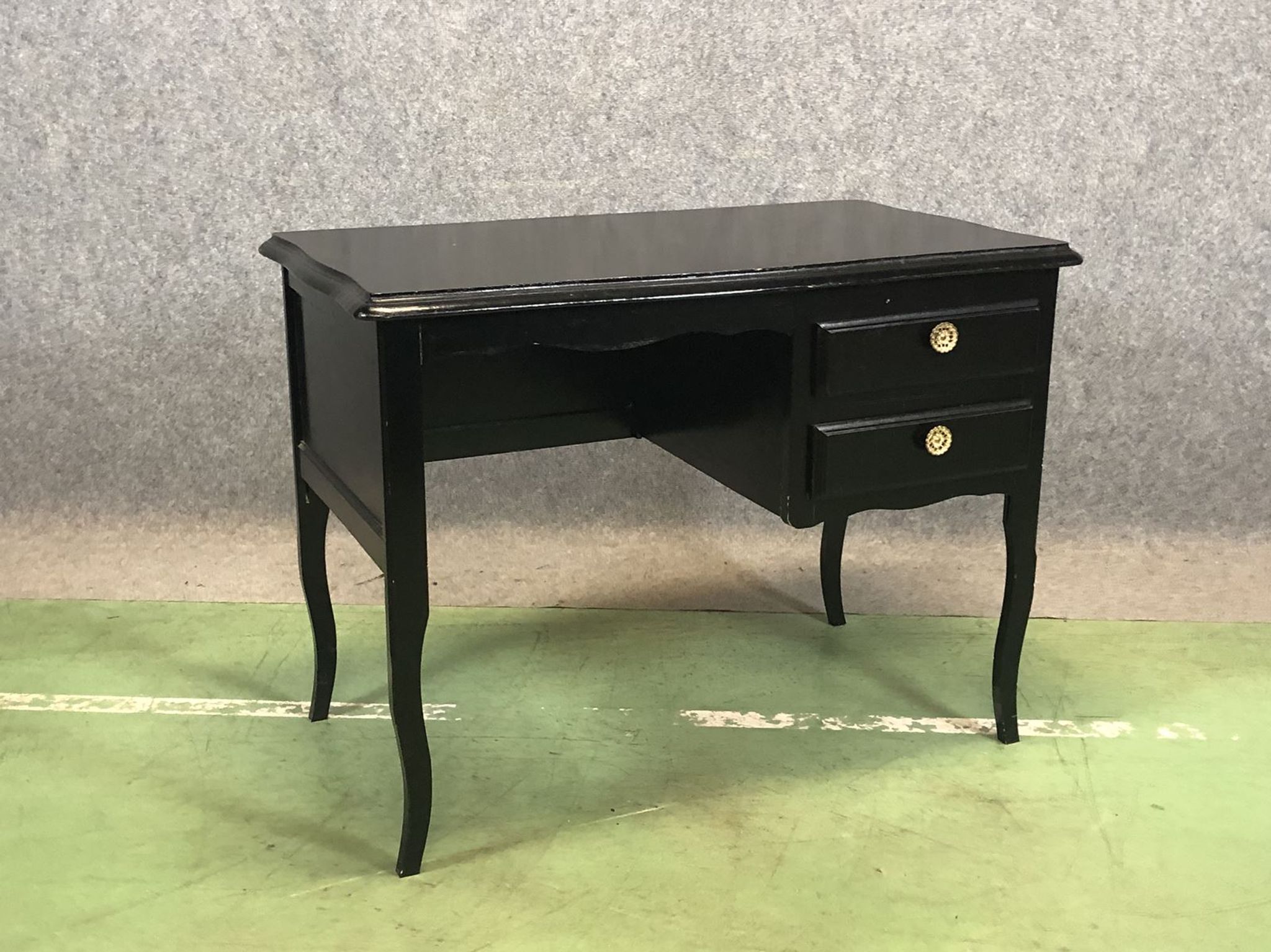 Desk 60