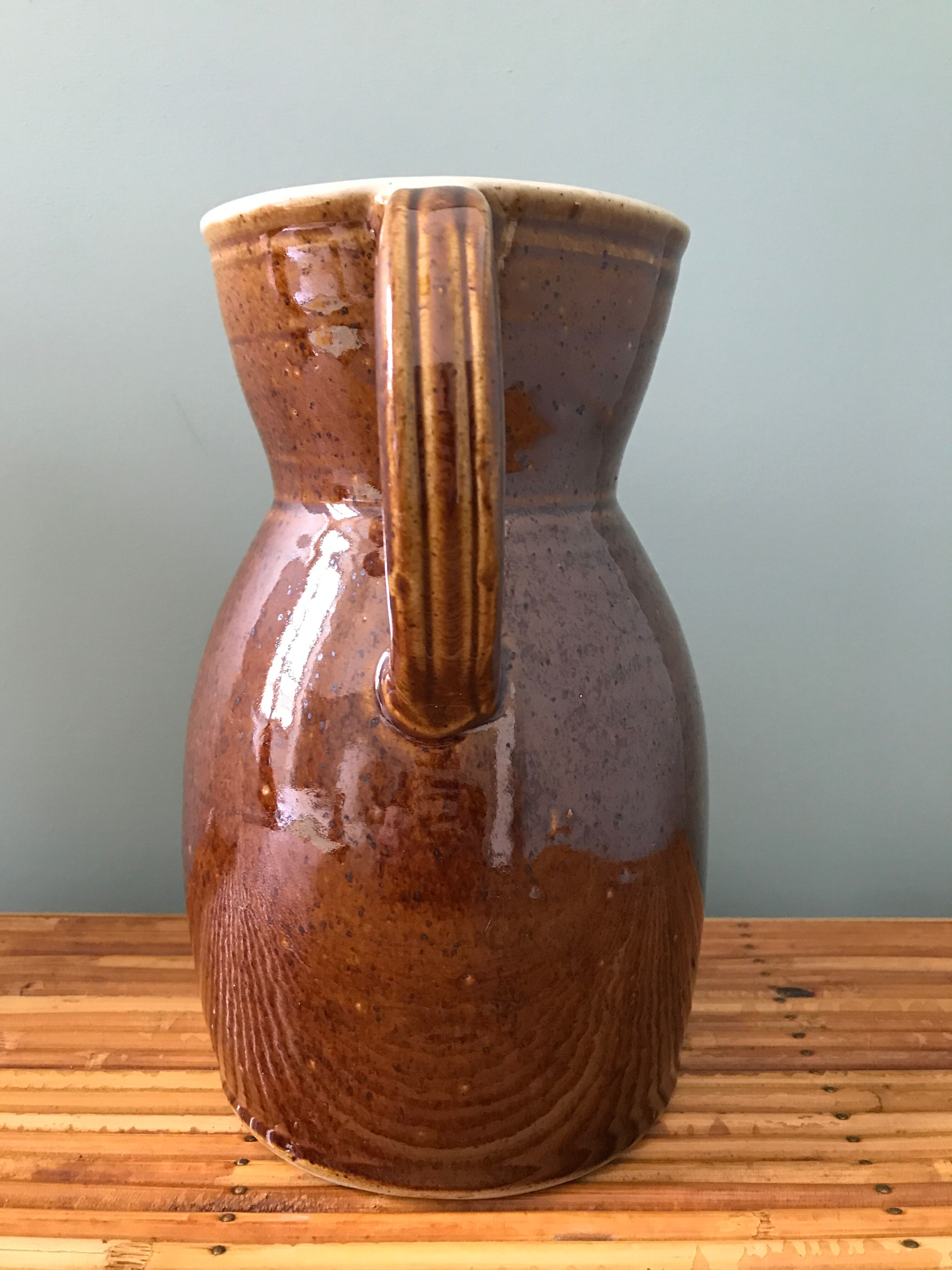 Sandstone pitcher 1.5 liters