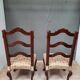 Paire de chaises anciennes pieds sabot