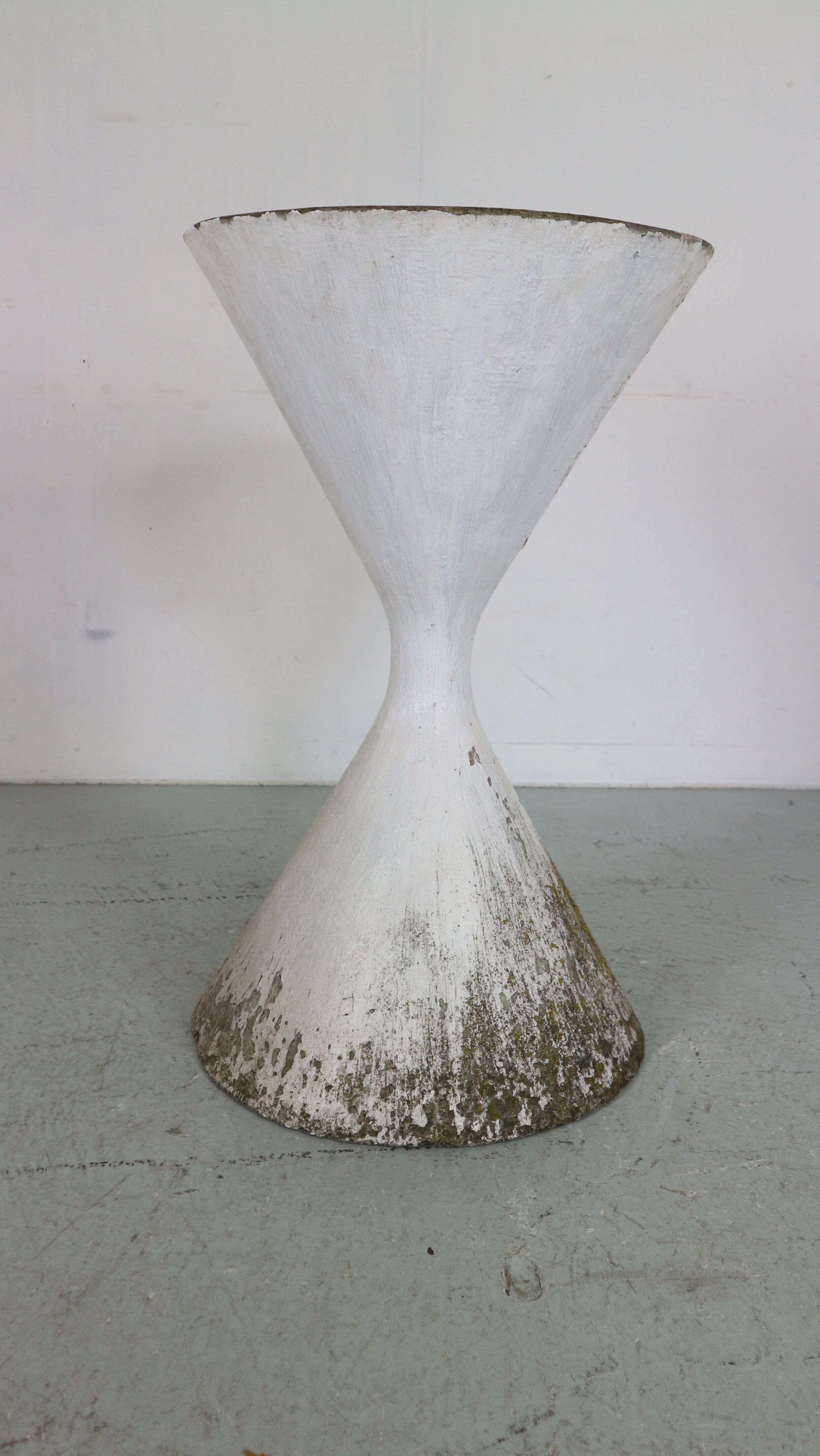 Diabolo' planter, Switzerland, design by Anton Bee assisted by Guhl 1954