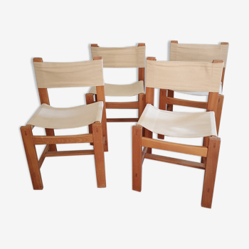 Lot 4 chaises minimalistes