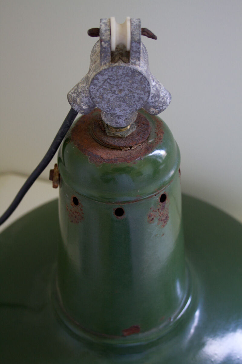 Industrial hanging lamp