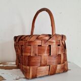 Vintage basket in natural fibers