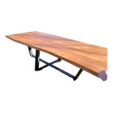 Table, cherry, 12 to 14 people, oak varnish