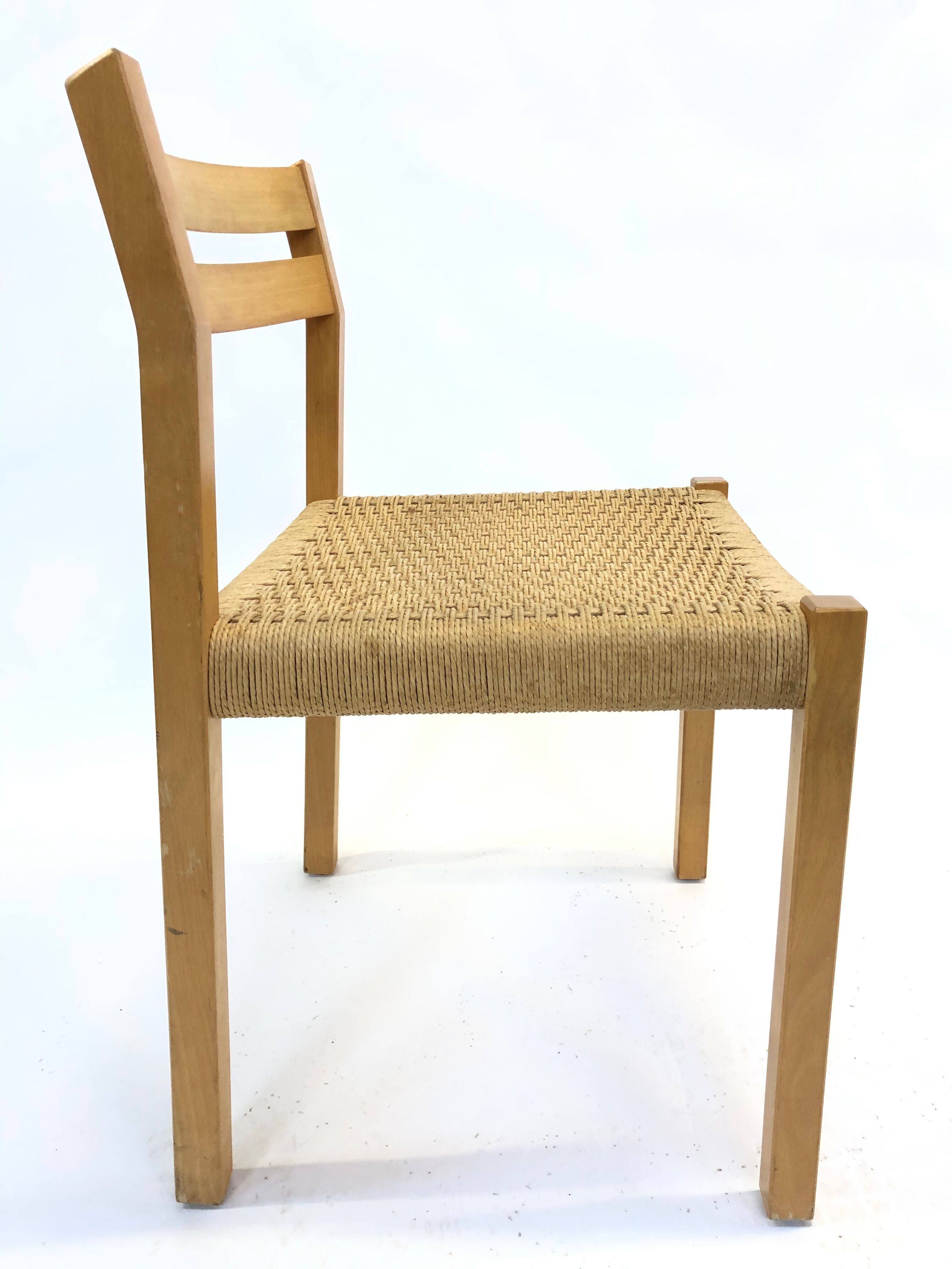 Vintage dining chair model 401 - JL Mollers Mobelfabric Denmark Papercord