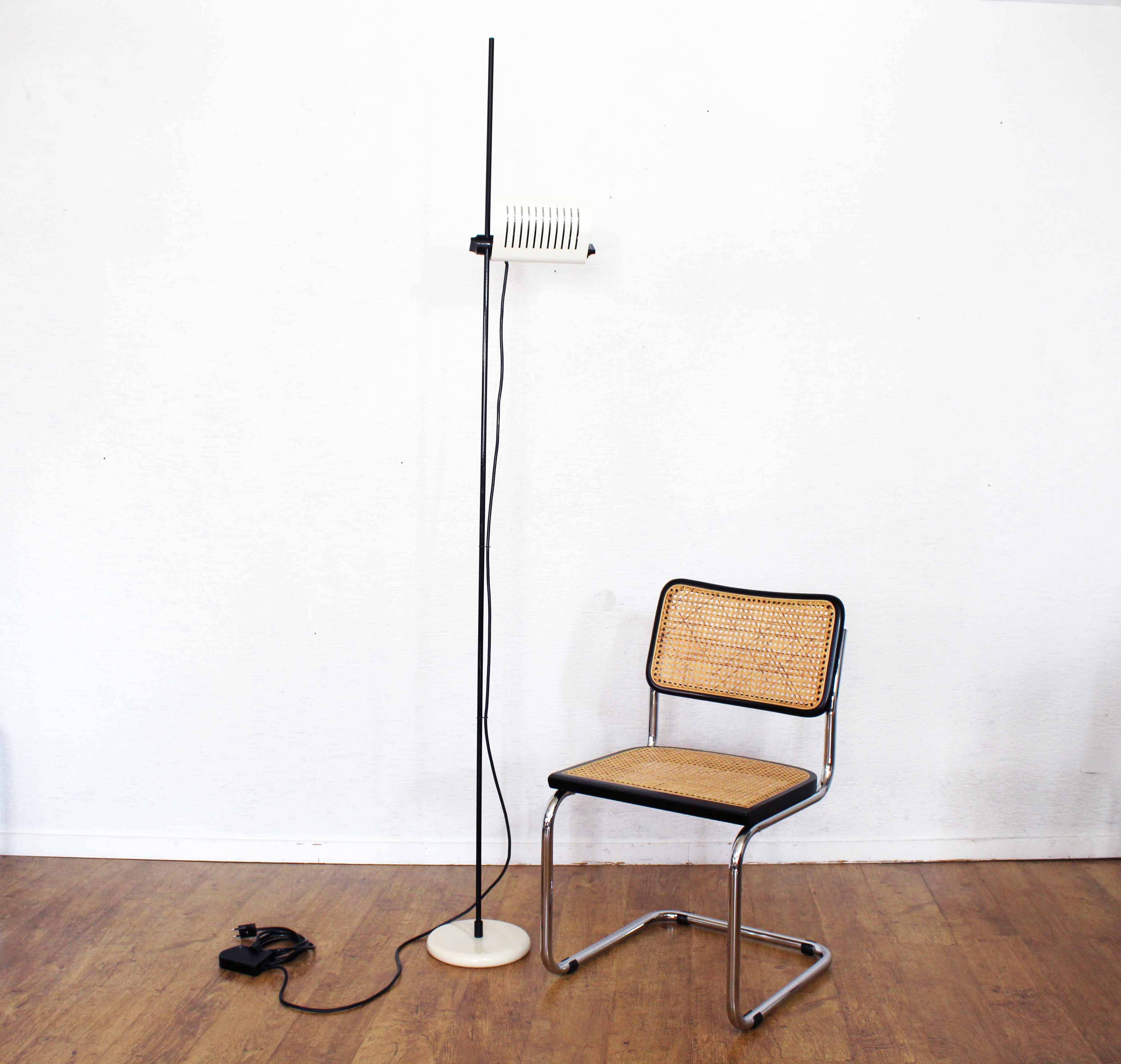Floor lamp by Joe Colombo model 626 produced by Oluce