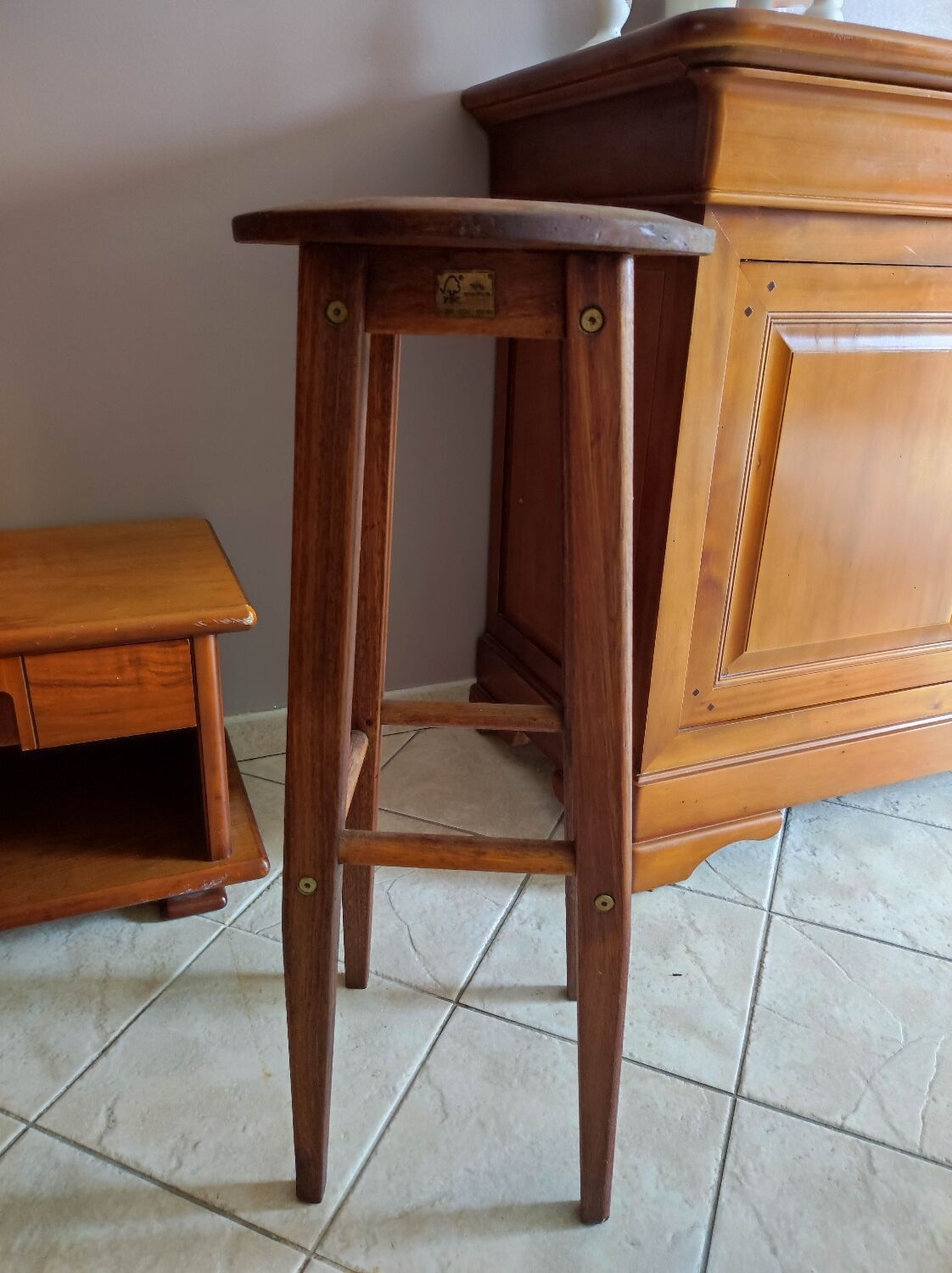 FSC wooden bar stool