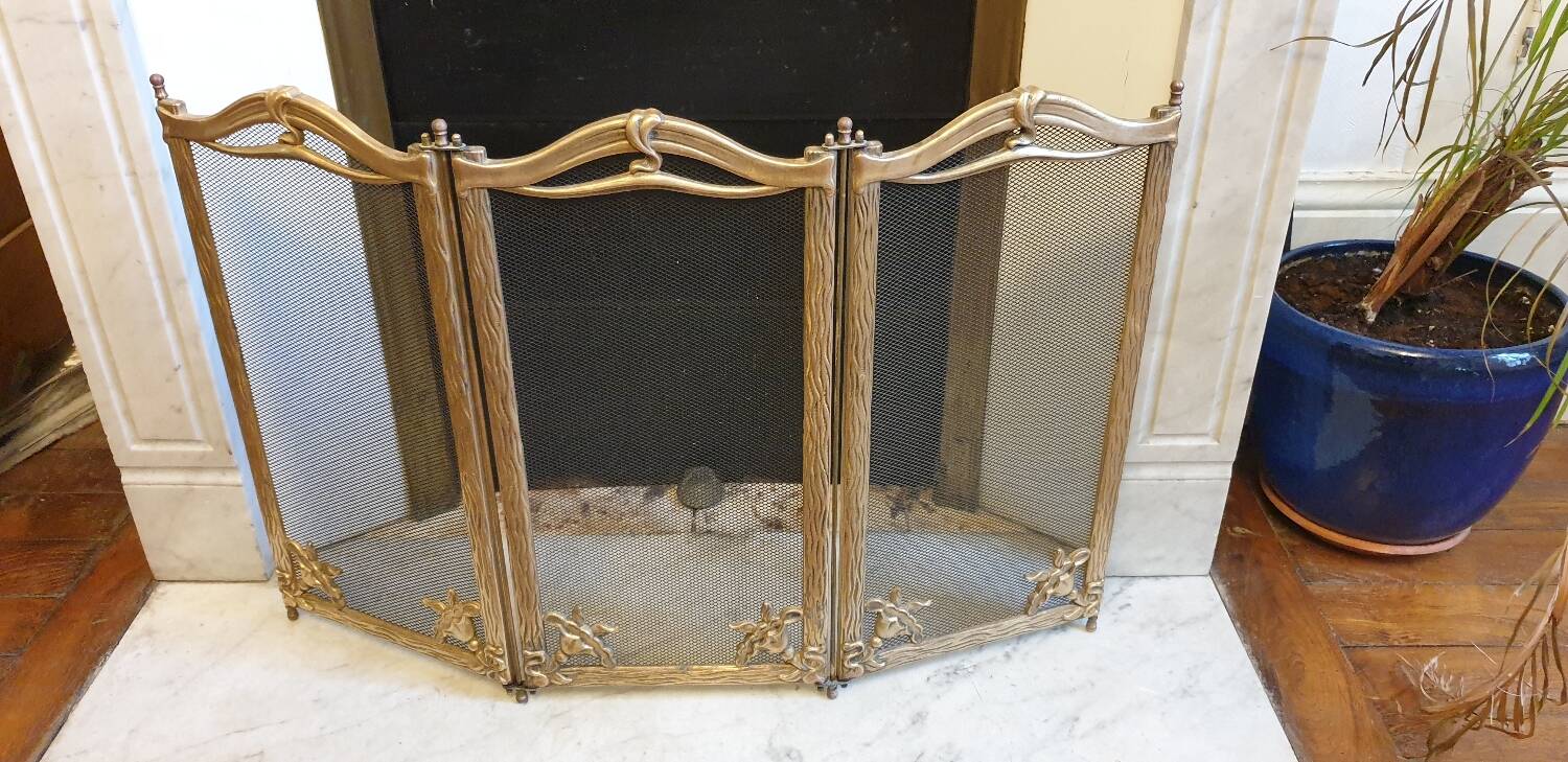 Art Nouveau brass fire screen 1900