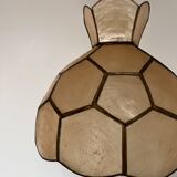 Mother-of-pearl suspension