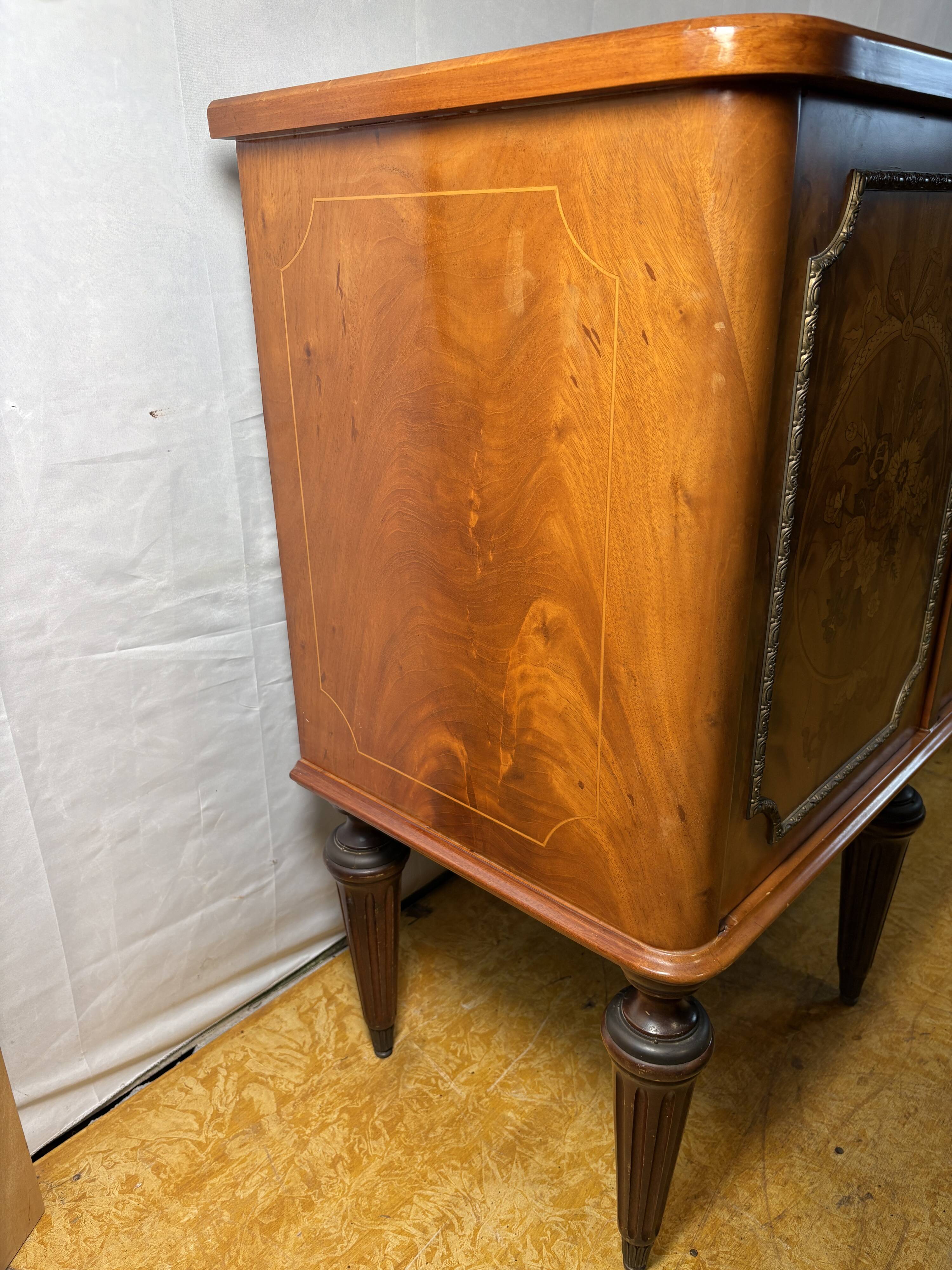 Exceptional Antique Marquetry Inlaid Hall Console / Sideboard – Circa 1900