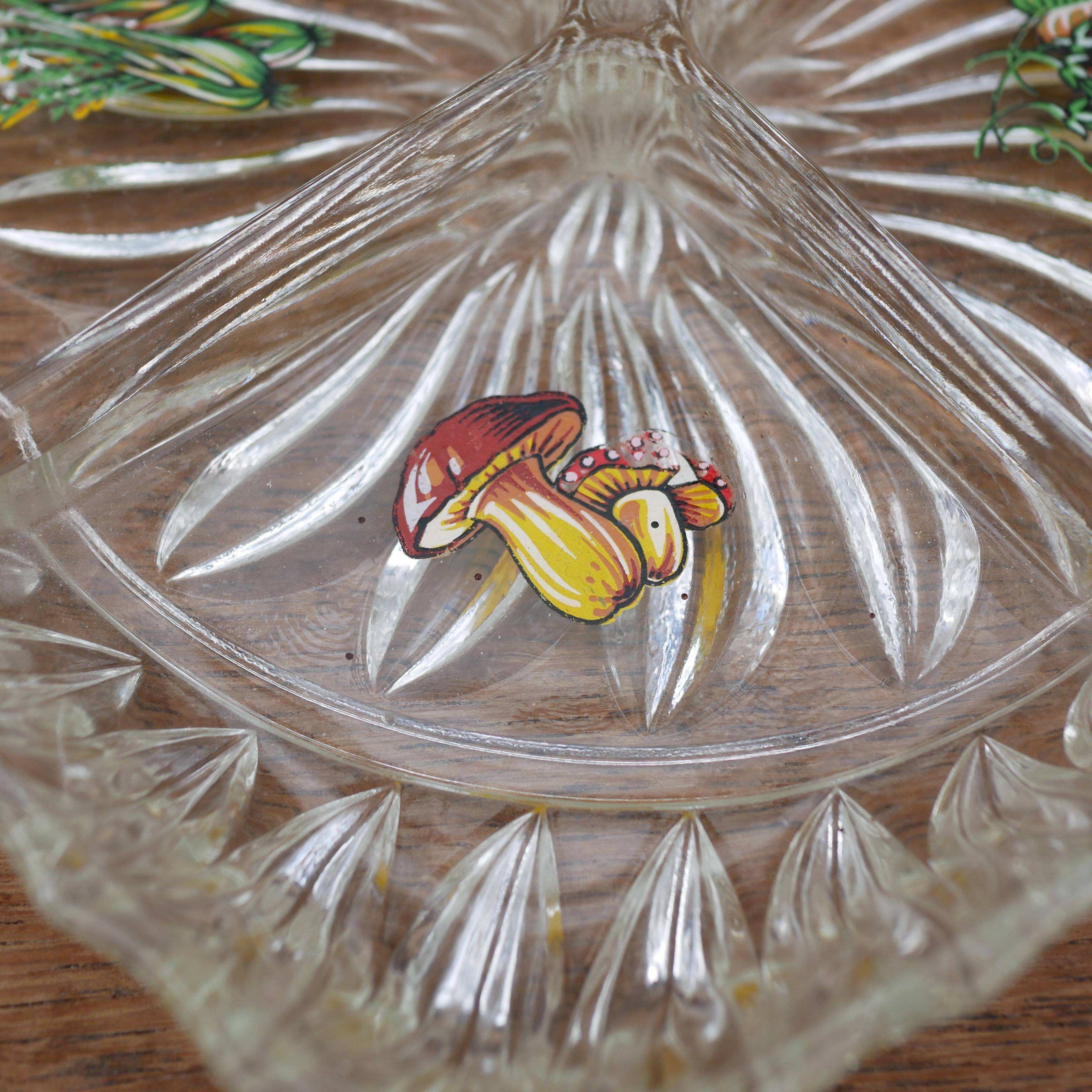 Plateau apéritif vintage en verre compartimenté années 1950