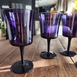 Set of 6 purple glass wine glasses