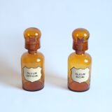 2 flacons d'apothicaire antiques avec bouchons en forme de dôme, années 1900