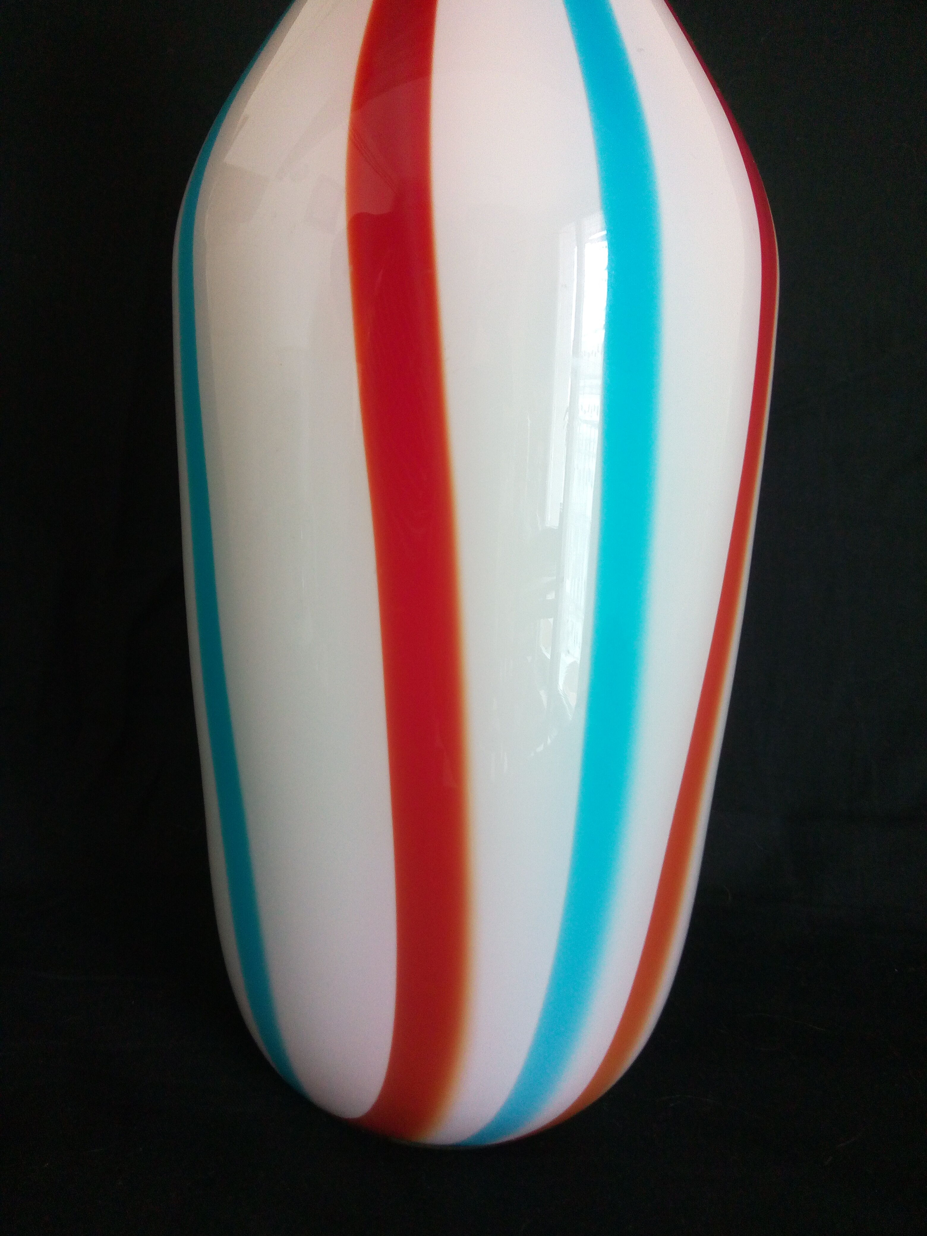 Carlo Moretti vase murano glass blown to the mouth, bottle shape
