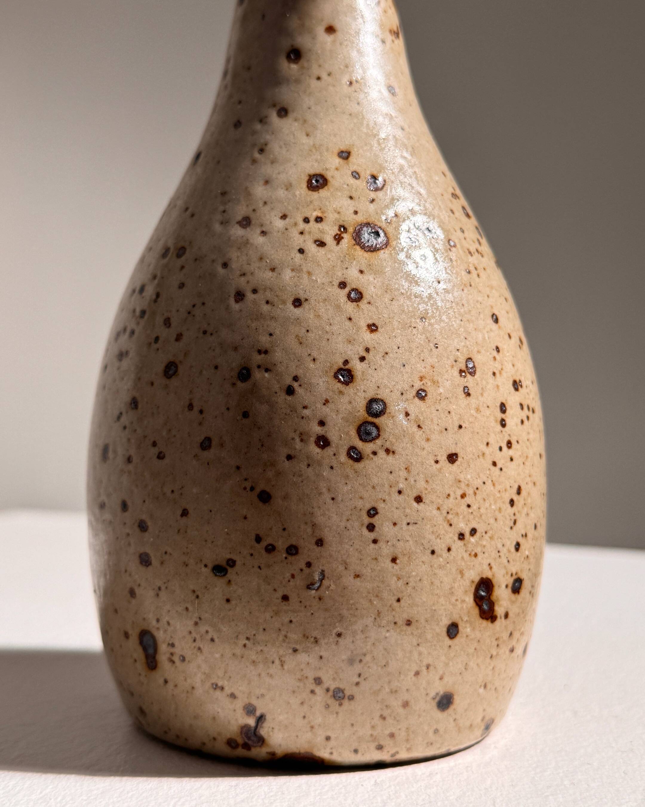 Stoneware soliflore vase
