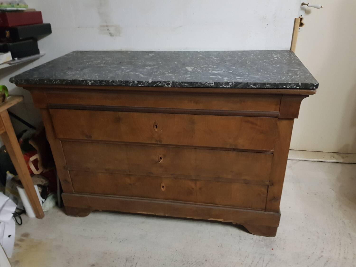 Louis Philippe chest of drawers with 4 drawers