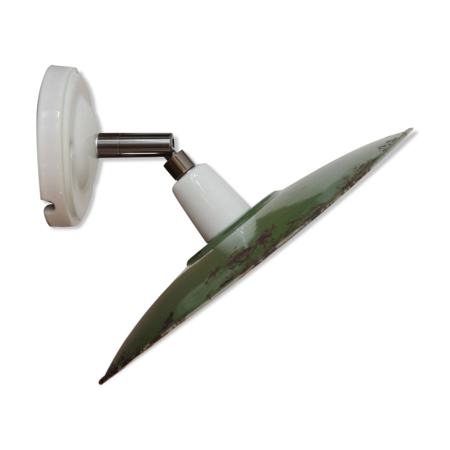 Articulated wall lamp in green enamel and white porcelain