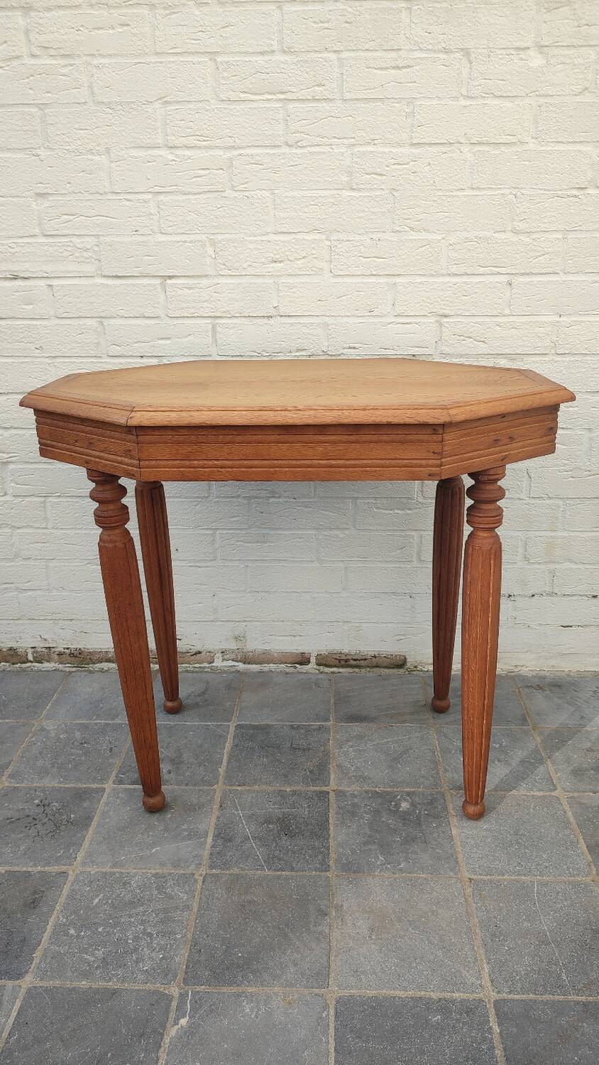 1940 oak dining table and decor