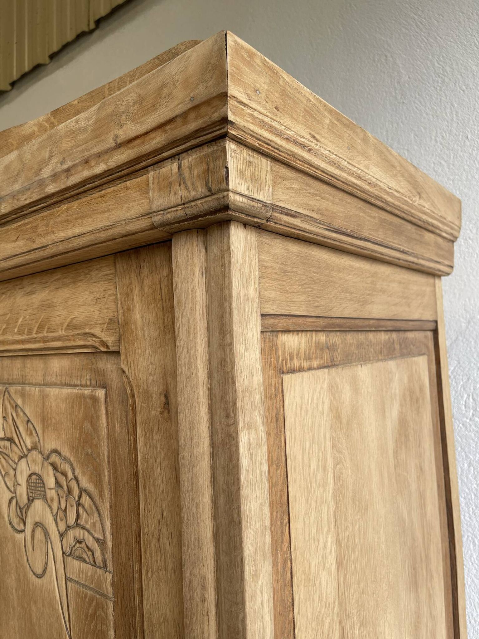 Art Deco wardrobe in raw oak wood