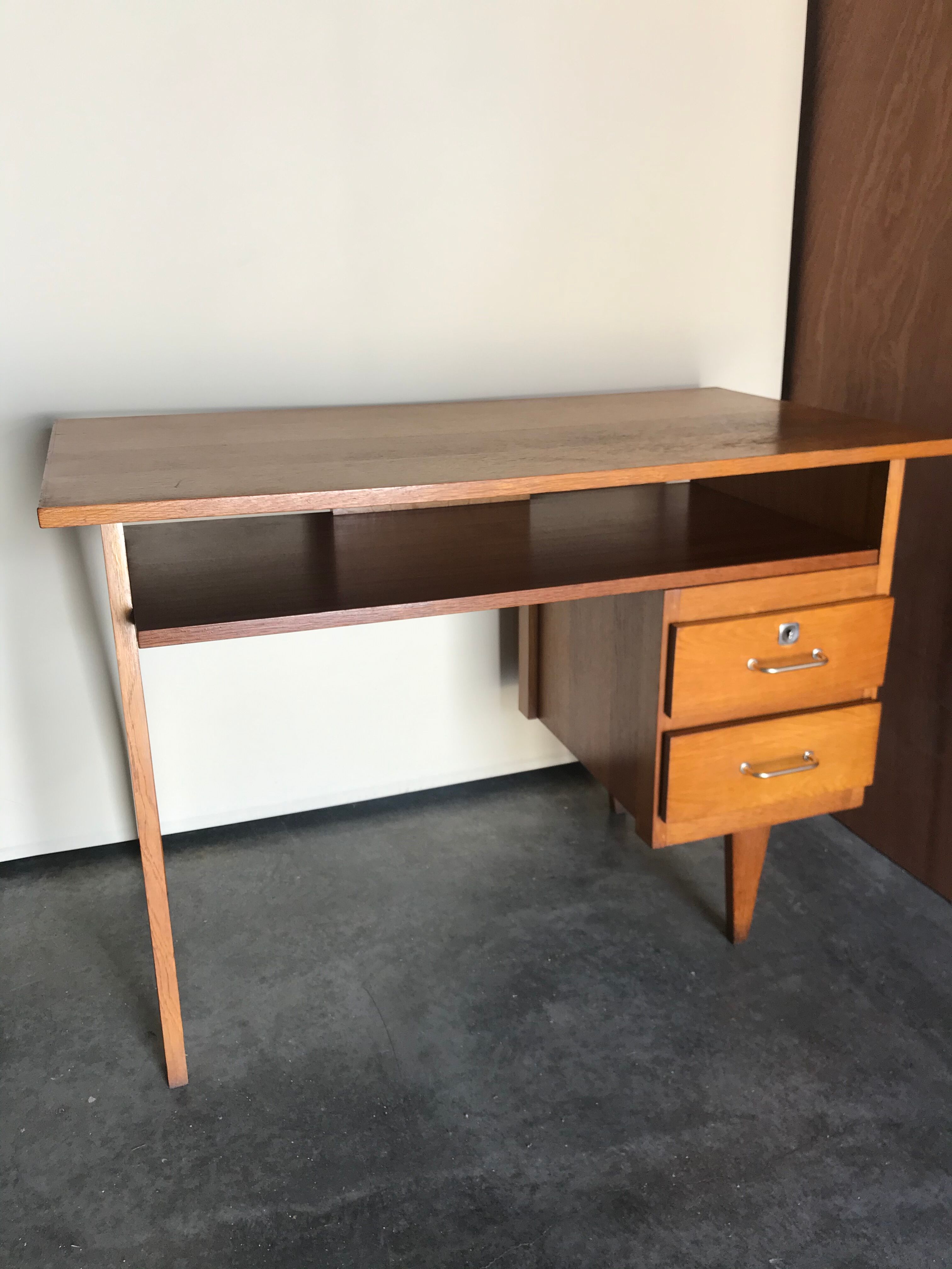 Modernist office Spirol scandinavian design compass feet