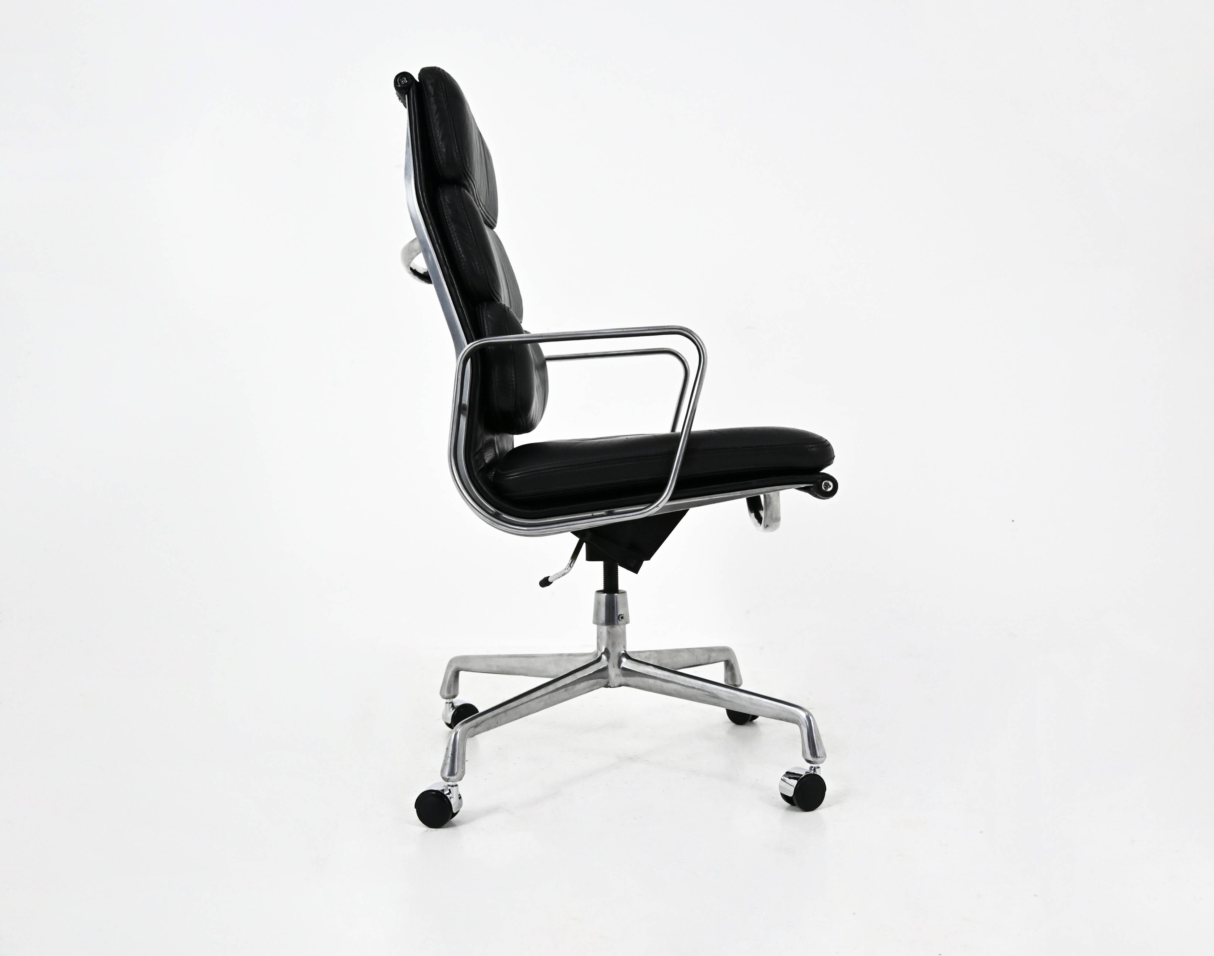 Chair by Charles and Ray Eames for Ring Mobelfabrikk Norway, 1970s