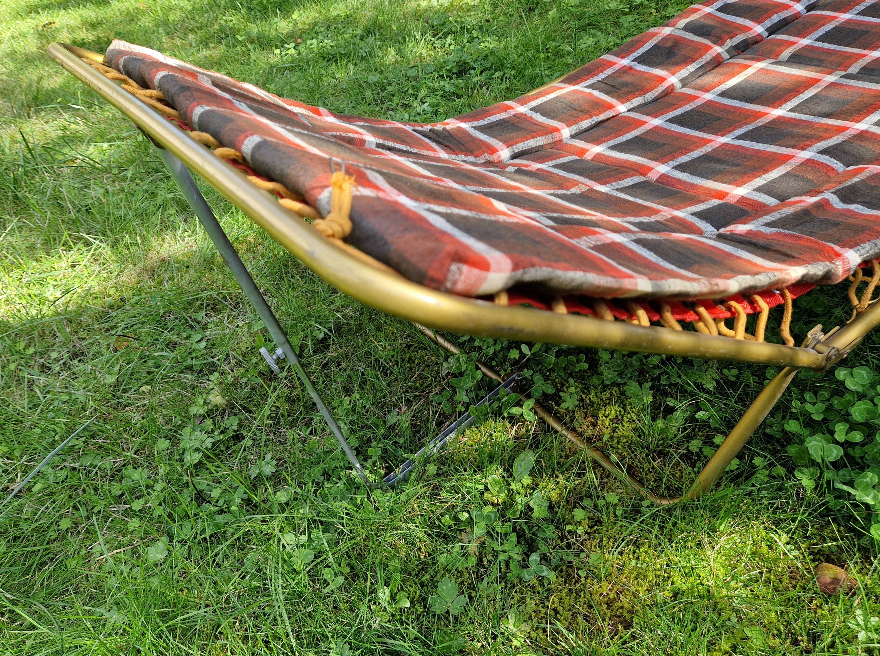 Extra bed, quilted sun lounger, Lafuma vintage 1970