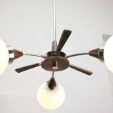 Lustre italien en chrome et opaline du milieu du siècle