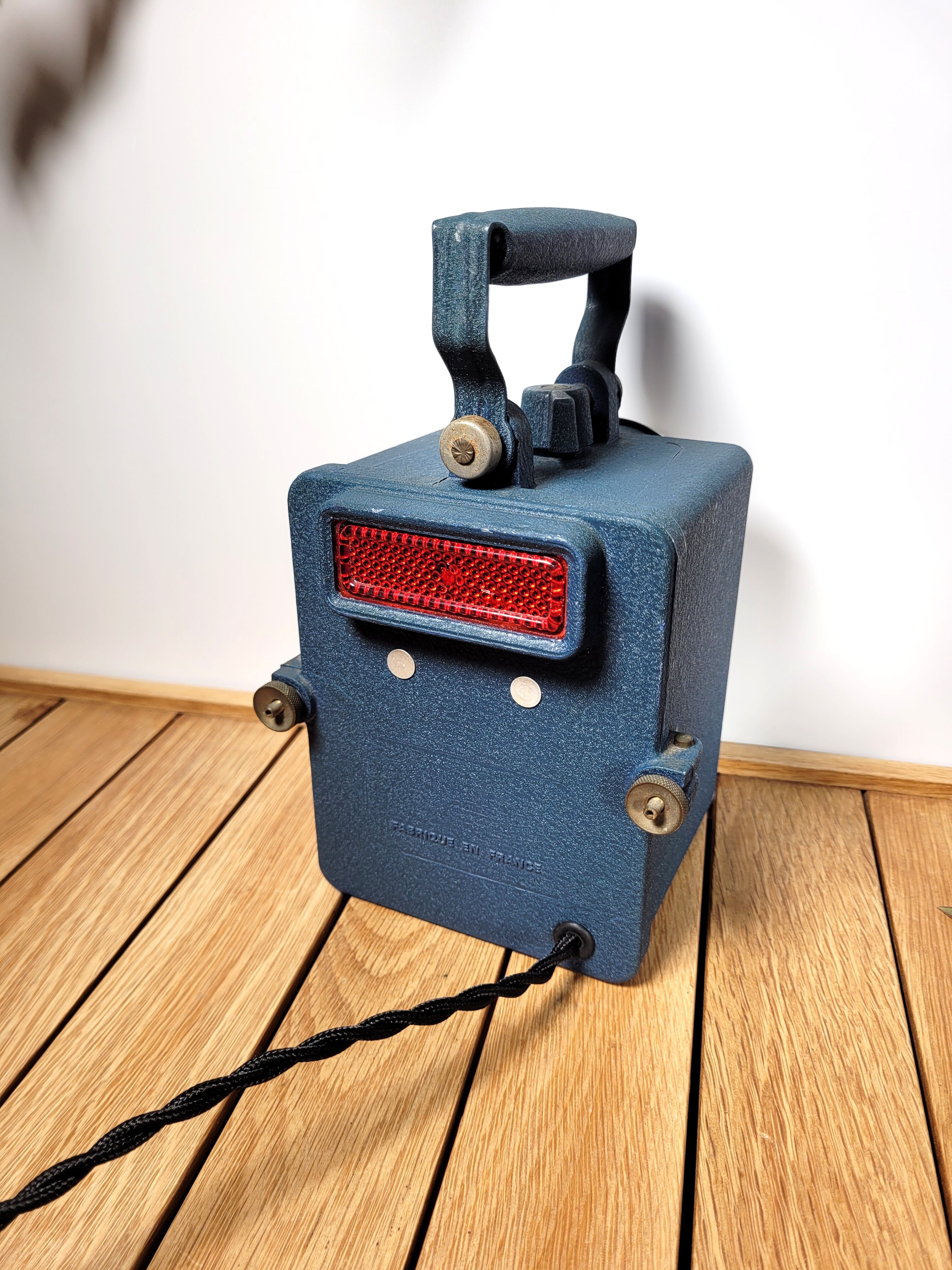Wonder Agral lantern lamp