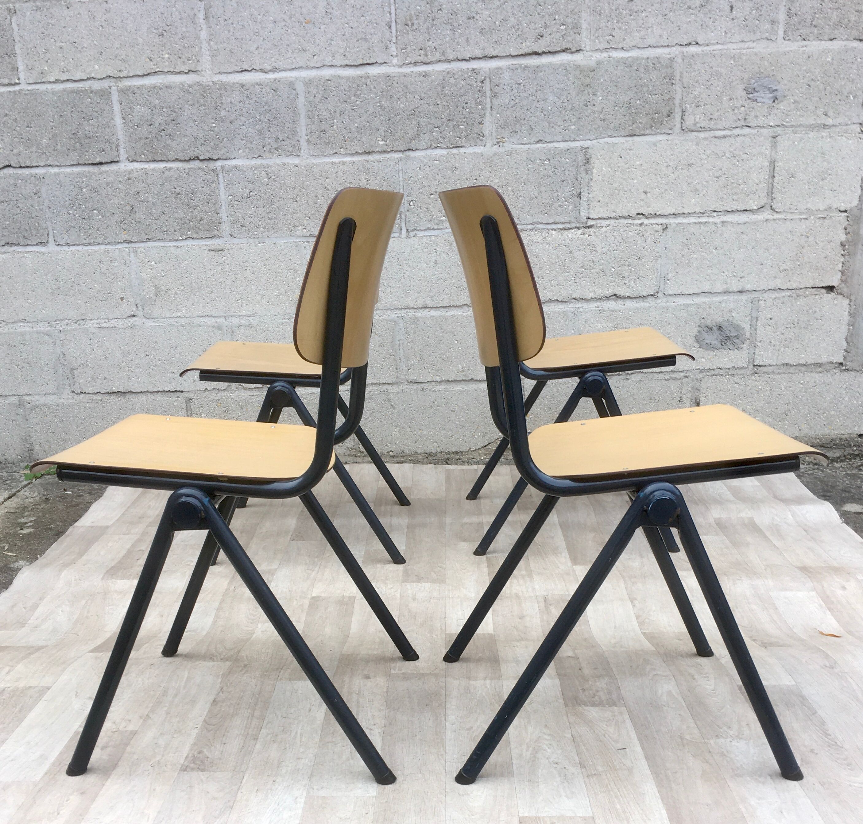 Lot de 6 chaises vintage Galvanitas couleur crème