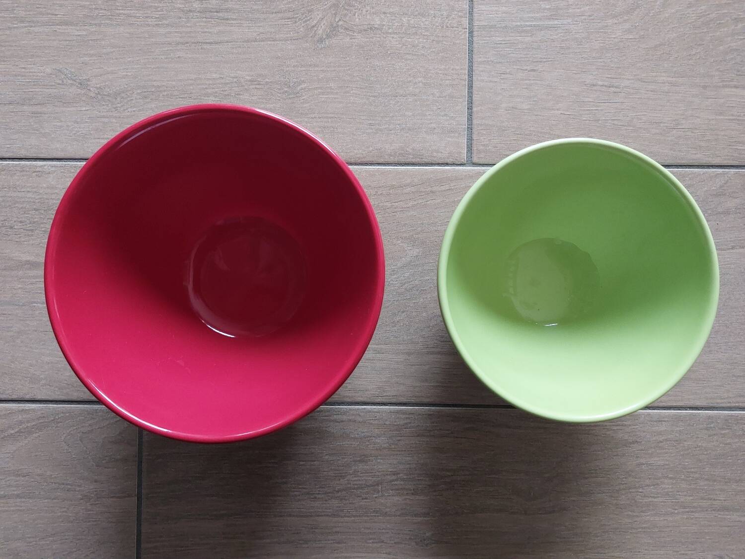 Faceted earthenware bowl