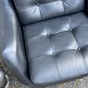 Fauteuil pivotant vintage Bramia avec repose-pieds